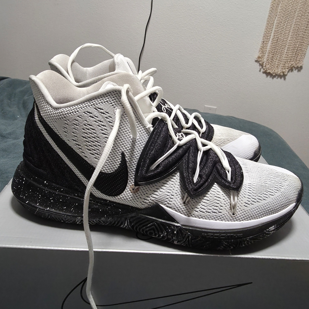 Nike Black and White High-Top Sneakers